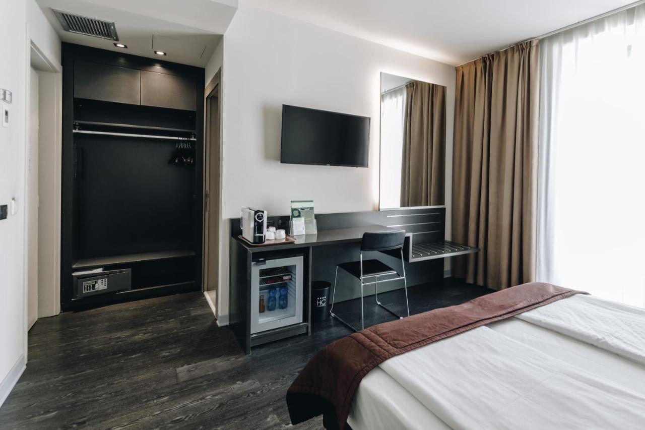Hotel Continental Cremona Exteriör bild